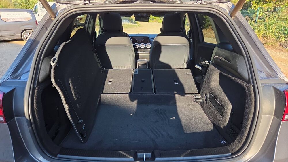Classe B III 180 7G-DCT Amg Line Edition - Premi&egrave;re main Automatique 2020 occasion 83230 Bormes Les Mimosas