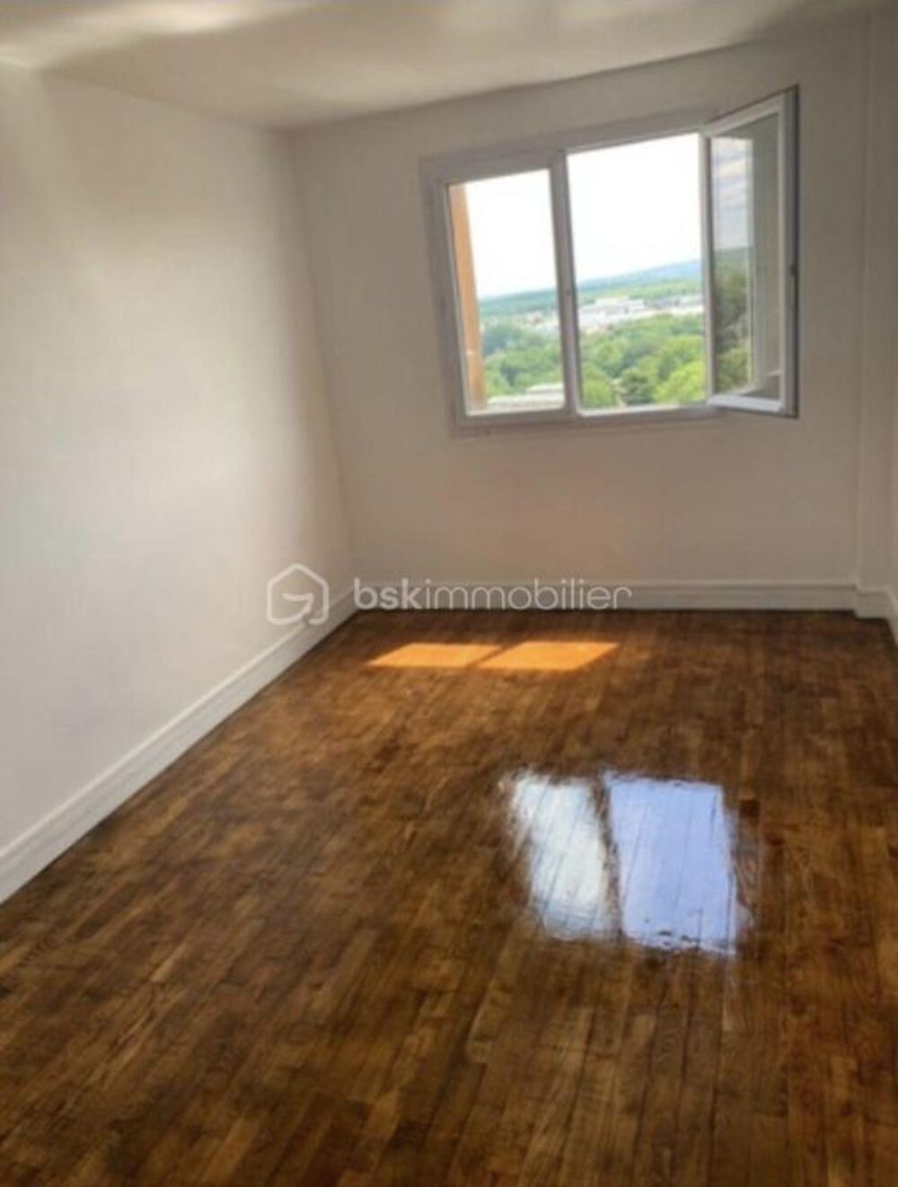 Appartement T3 58 m²  Vue exceptionnelle sur la vallée de la Seine à Meulan-en-Yvelines