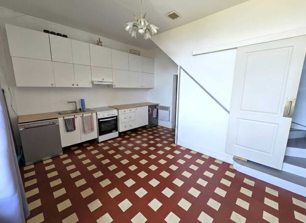 HIRSON (02) - ? Vente maison avec 4 chambres ????, cour ? et terrain