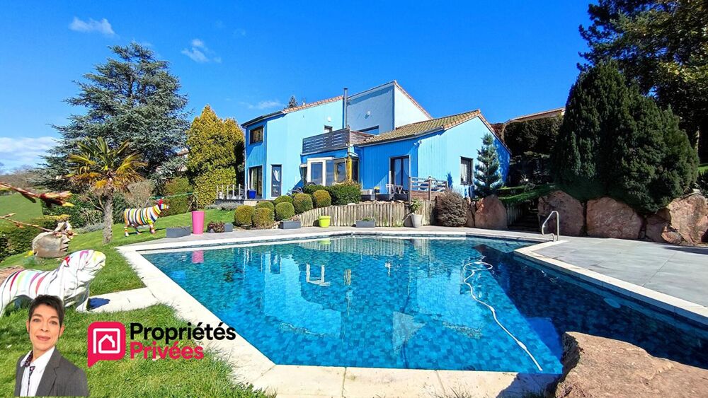 THIZY-LES-BOURGS (69240) Maison d'architecte avec vue 185 m², jardin 2000 m², piscine, garage, dépendances
