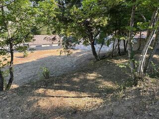  Terrain à vendre 692 m²