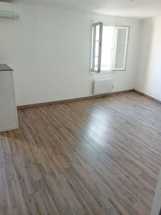  Appartement à louer 2 pièces 38 m²