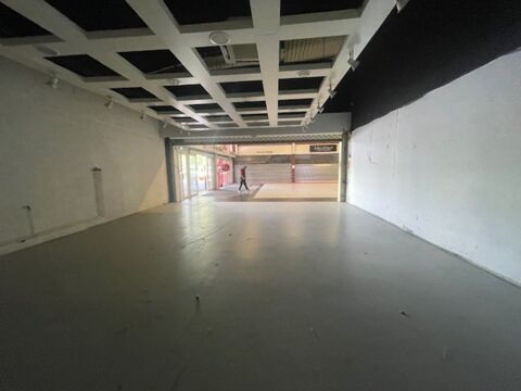 Local/bureau &agrave; vendre LALOUBERE (65) 177000 65310 Laloubere