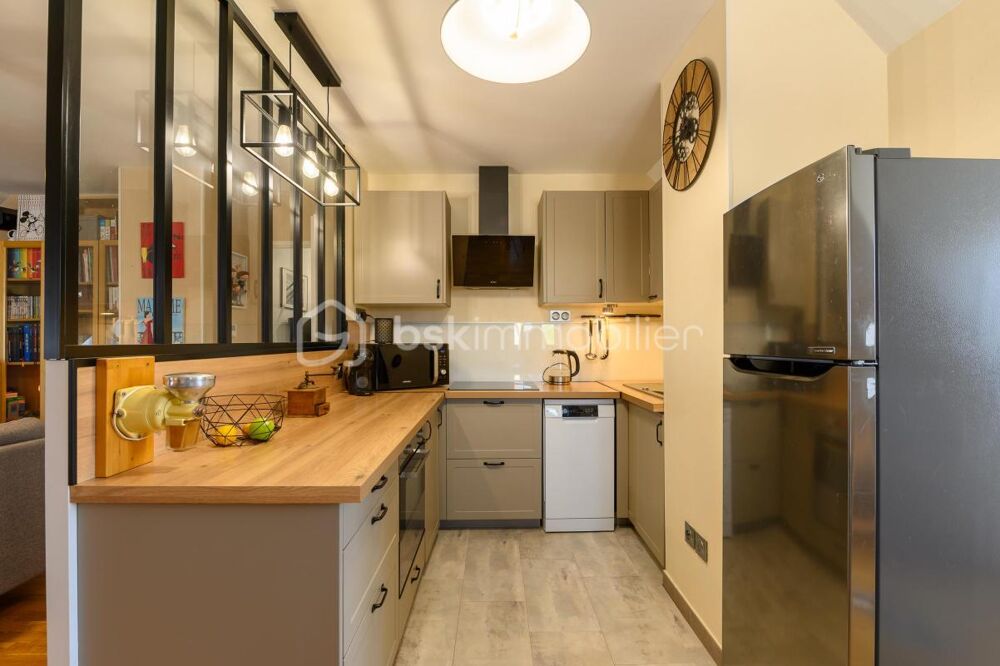 Vente Appartement F3 95m2 – UN BIEN RARE AUX VOLUMES EXCEPTIONNELS Magny le hongre