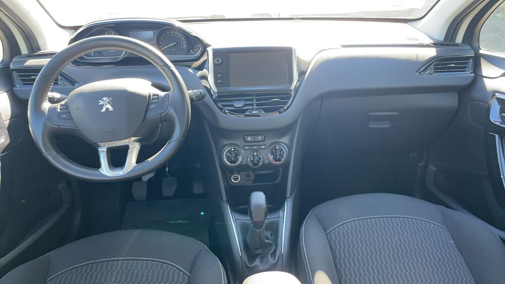 208 I 1.2 PureTech 82 Active - Entretien constructeur 2019 occasion 49100 Angers
