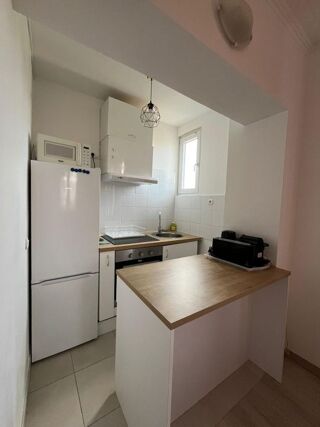  Appartement à louer 2 pièces 38 m²