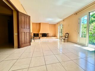 Maison à vendre 10 pièces 309 m²