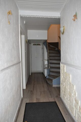  Maison � vendre 15 + pi�ces 242 m�