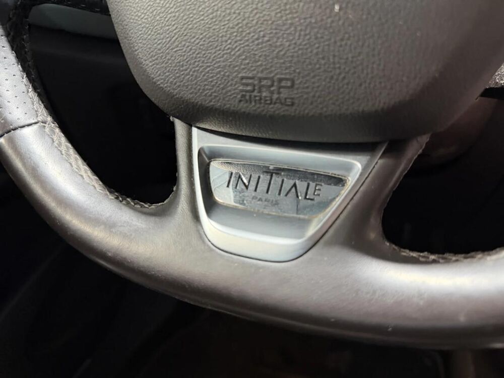 Espace V 1.6 dCi 16V EDC6 161 cv INITIAL PARIS 2018 occasion 85190 Venansault