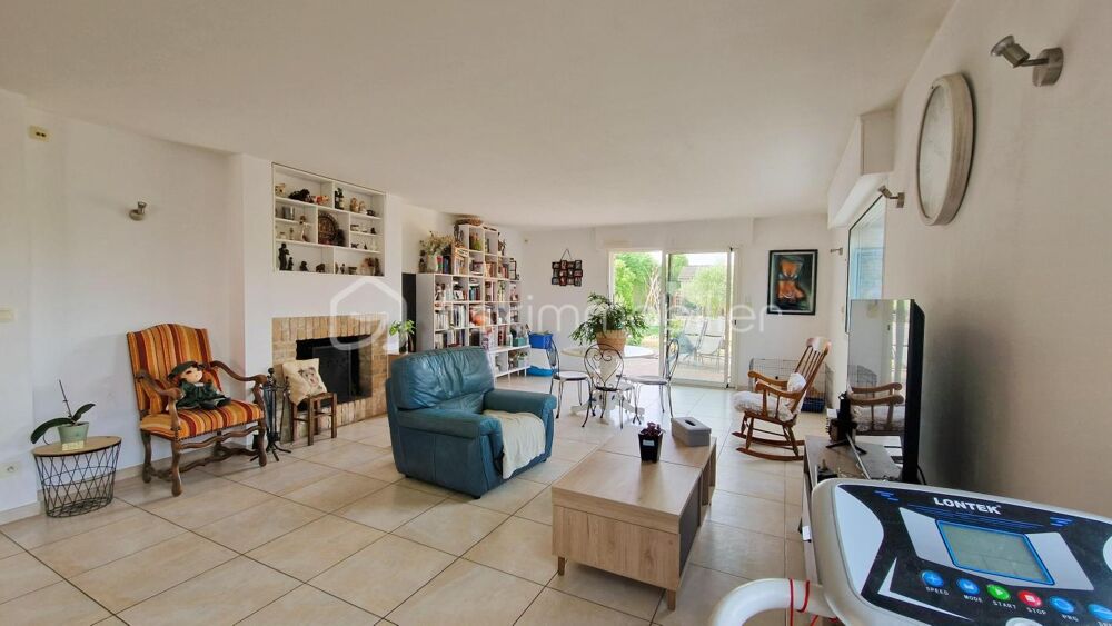 Maison d'architecte 5 chambres  220 m² utiles  Secteur recherché de Douai, à proximité immédiate de la Faculté de Droit