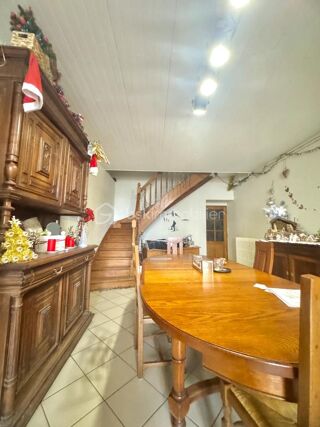  Maison � vendre 9 pi�ces 202 m�