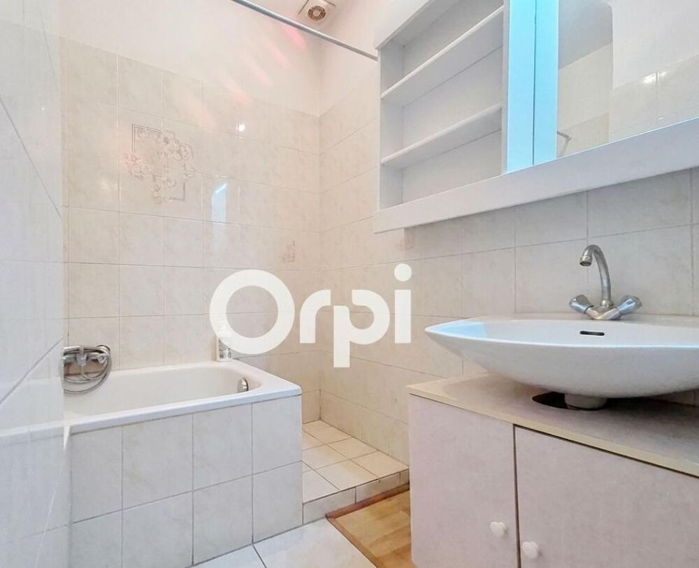Vente Appartement Appartement T2 Juan 44 m2 Juan les Pins Tout à pied Antibes