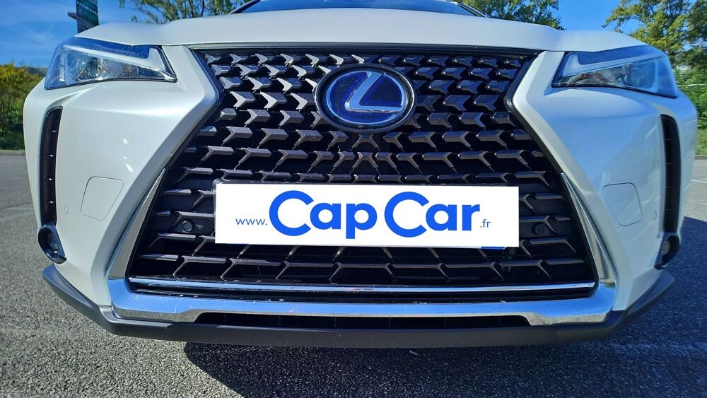 UX 250h 2.0 VVT-i 184 Hybrid 4WD e-CVT Luxe 2020 occasion 73000 Chambery