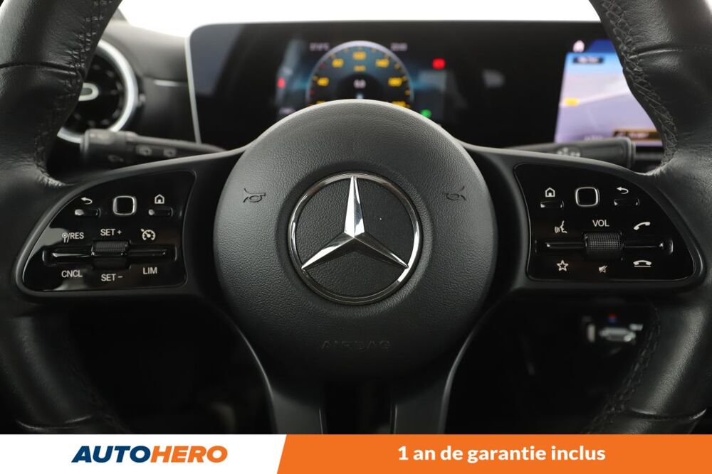 Classe A 180 d Style Line 7G-DCT 116 ch 2019 occasion 92130 Issy-les-Moulineaux