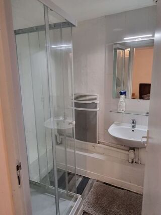  Appartement à louer 2 pièces 38 m²