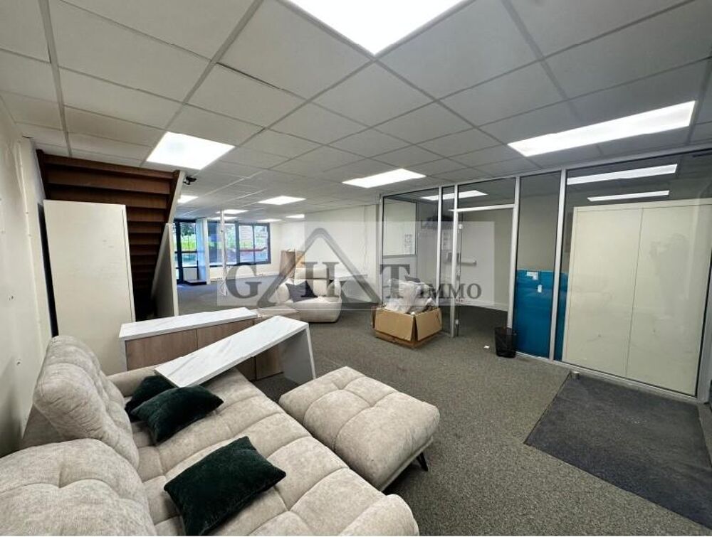   190 M² ENTREPOT BUREAUX A LOUER A CROISSY BEAUBOURG 