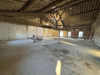  Maison à vendre 2 pièces 300 m²