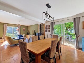  Maison à vendre 8 pièces 164 m²