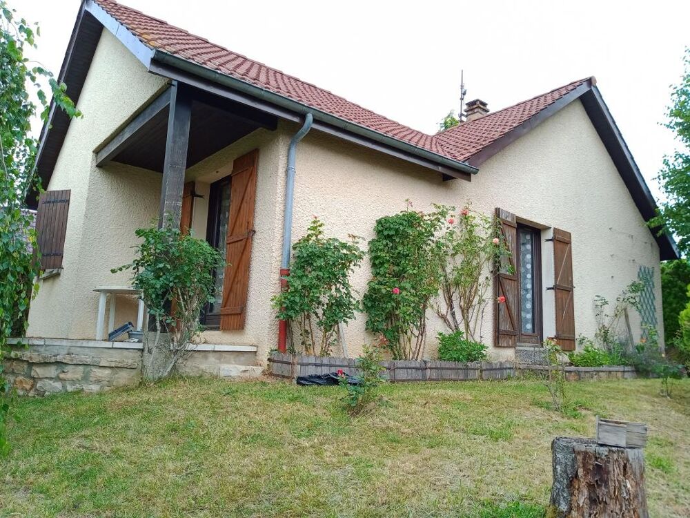 Maison À Vendre. Plain-pied sur sous/sol complet. Terrain