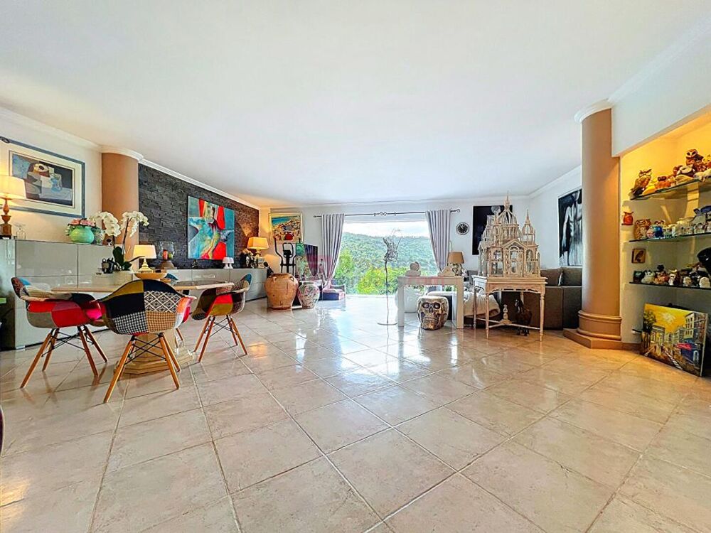 � vendre  Villa Auribeau-sur-Siagne (06810)