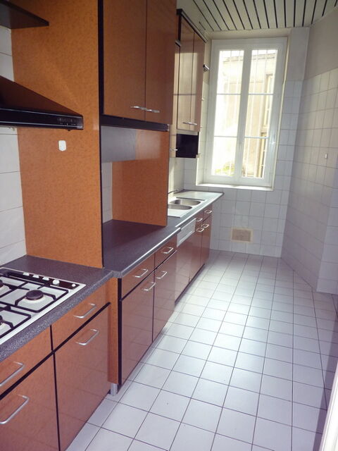  Appartement � louer 5 pi�ces 131 m�