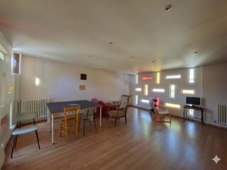 Immeuble à vendre 11 pièces 384 m²