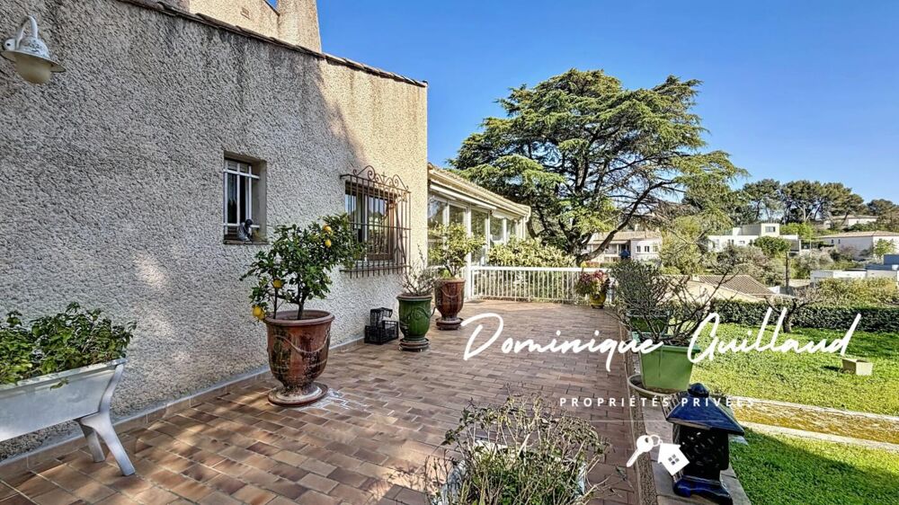 Nîmes-Villa 280 m² 7-pièces sur terrain de 3000 m²