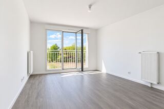  Appartement à louer 3 pièces 66 m²