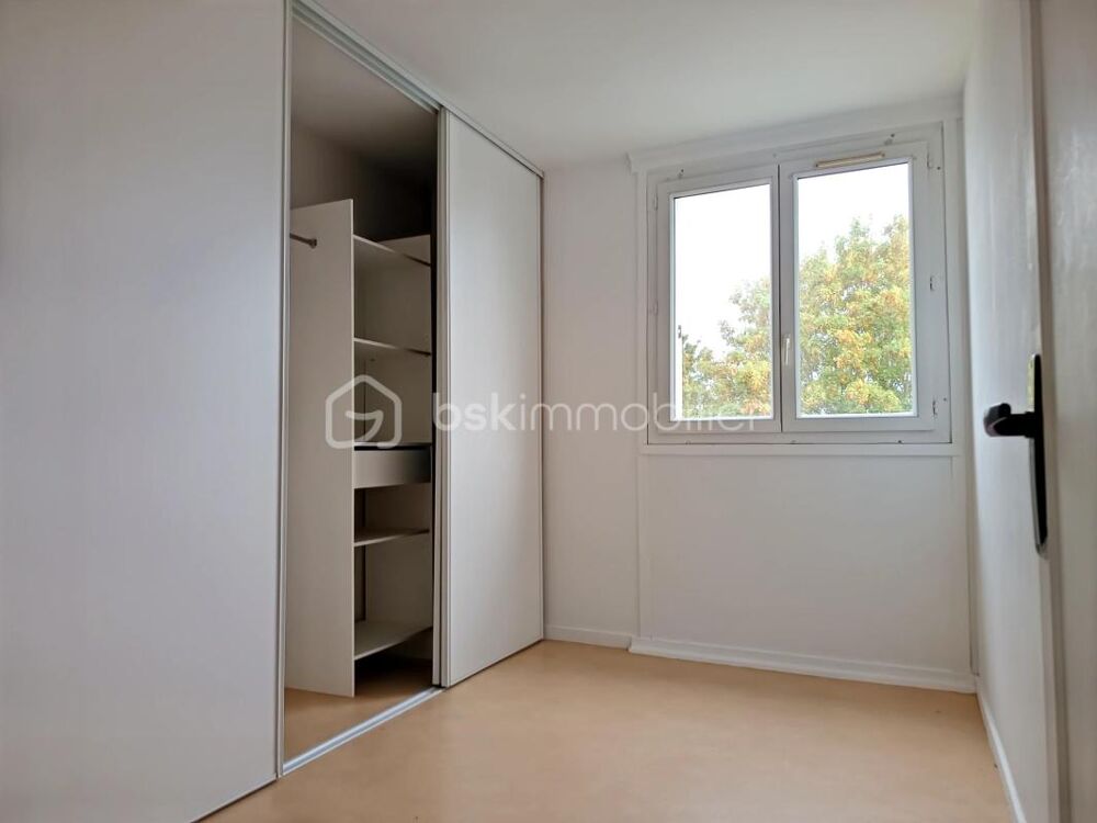 Vente Appartement NOUVEAU - APPARTEMENT T3 DE 55m² - CAVE ET PLACE DE STATIONNEMENT Reims