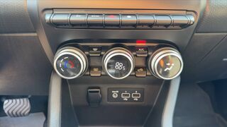 Clio V 1.6 E-Tech 140 Hybrid BVA6 Zen 2021 occasion 20000 Ajaccio