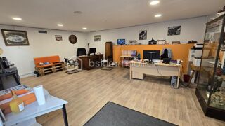  Immeuble � vendre 15 + pi�ces 705 m�