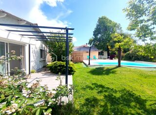  Propri�t�/ch�teau � vendre 5 pi�ces 150 m�