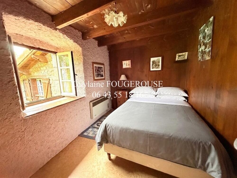 Maison Saint Antheme 6 pièce(s) 100 m2