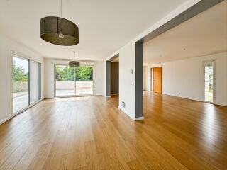  Maison à vendre 7 pièces 234 m²