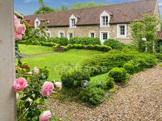  Propriété/château à vendre 9 pièces 669 m²