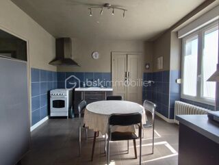  Propriété/château à vendre 7 pièces 154 m²