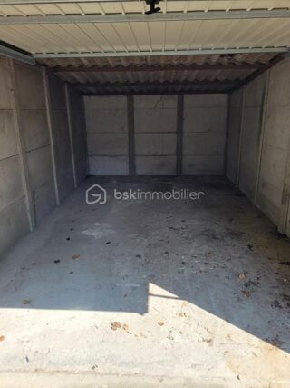  Parking / Garage � vendre 16 m�