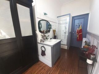  Maison � vendre 10 pi�ces 301 m�