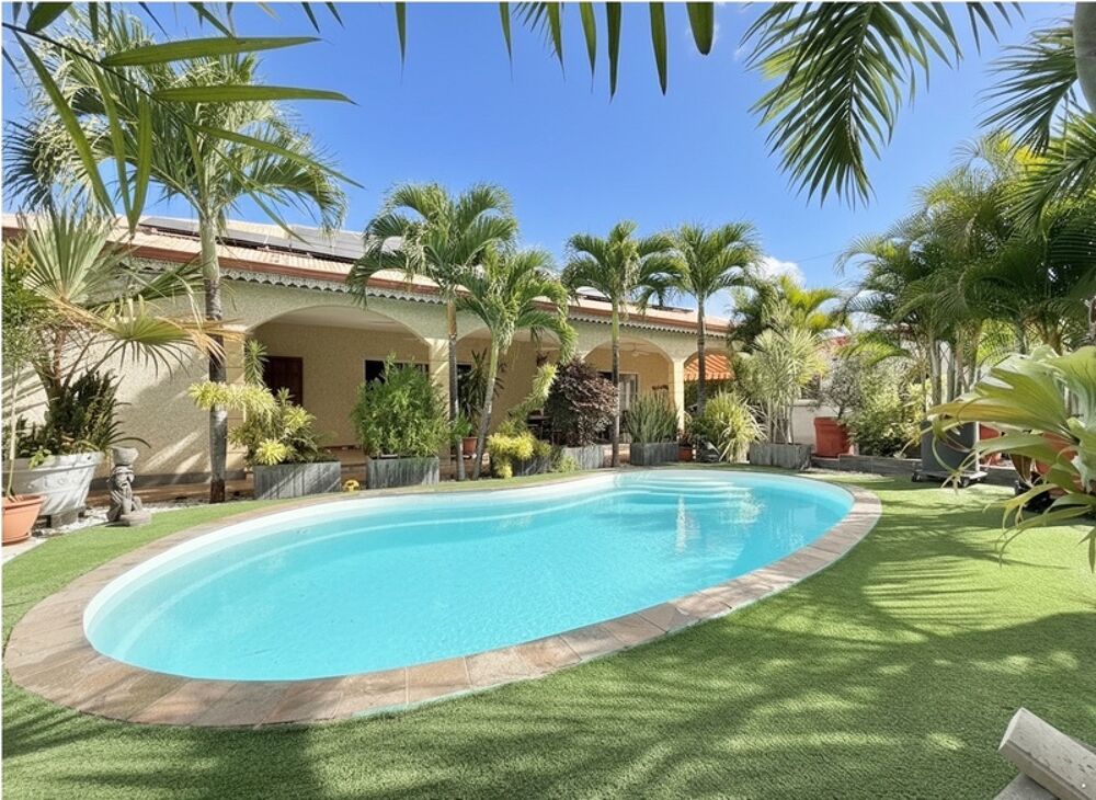 À VENDRE  LA RIVIÈRE SAINT-LOUIS (OUAKI) - Villa familiale T5/6 de 293,50 m² utiles sur 770 m² de terrain