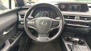 UX 2.0 VVT-i 184 Hybrid 4WD e-CVT Pack Confort Business 2022 occasion 95260 Beaumont Sur Oise