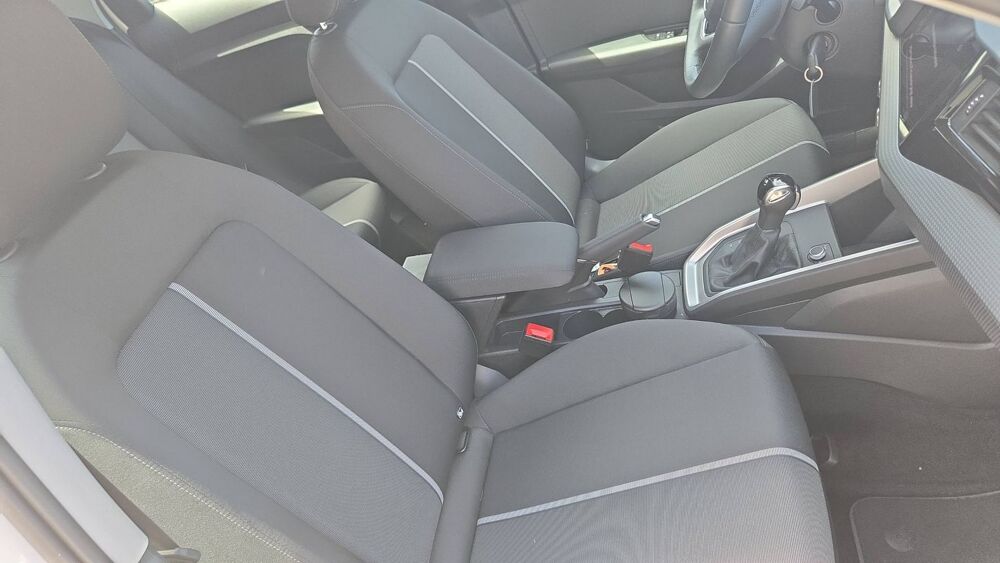 A1 30 TFSI 110 S-Tronic7 Design - Automatique 2020 occasion 35400 Saint Malo