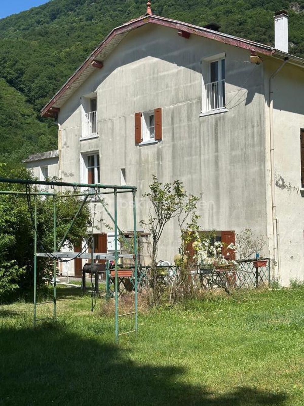 Maison à rénover sur terrain constructible  Division parcellaire possible - CU OPERATIONNEL OBTENU - FORT POTENTIEL