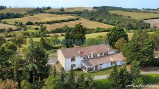  Maison  vendre 10 pices 316 m