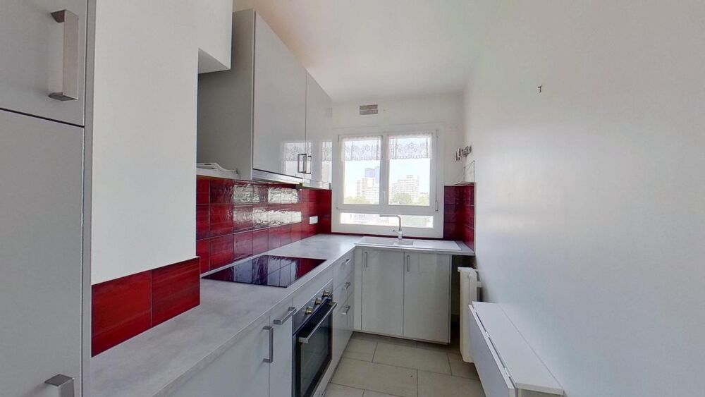 Vente Appartement Appartement 3 pièces traversant et lumineux au 7eme étage avec ascenseur Montreuil
