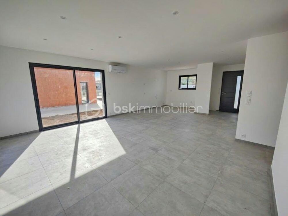 Vente Villa GINESTAS – VILLA PLAIN-PIED - NEUVE de 91m² habitable – RE 2020 - 3 CHAMBRES dont SUITE PARENTALE avec son DRESSING et sa SALLE Ginestas