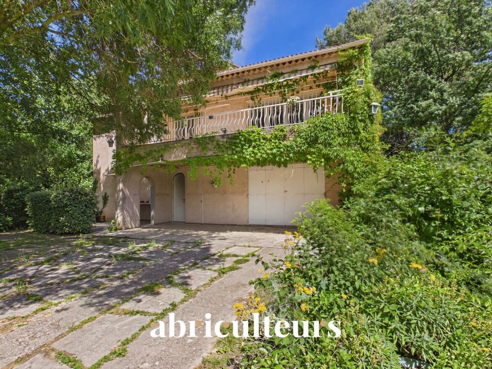 Maison familiale de 170 m² à fort potentiel  Aix en Provence ( Pont des 3 Sautets)