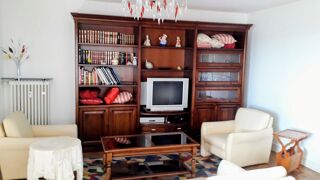 Appartement à louer 4 pièces 87 m²