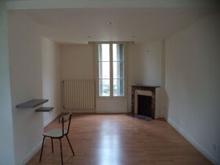  Appartement à louer 3 pièces 80 m²