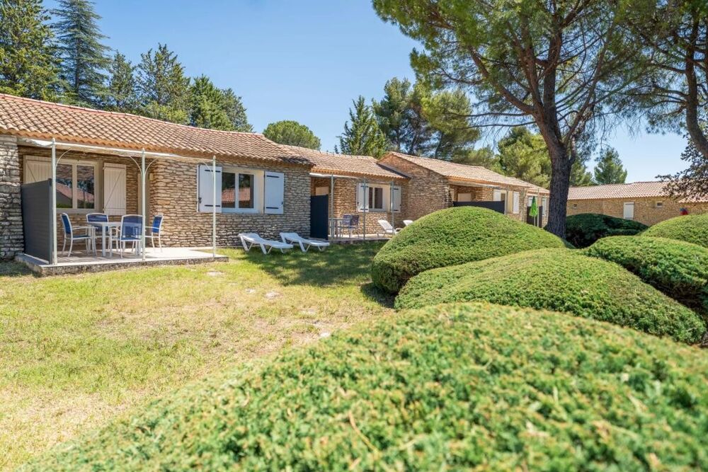 à vendre  Propriété/château La Roque-sur-Pernes (84210)