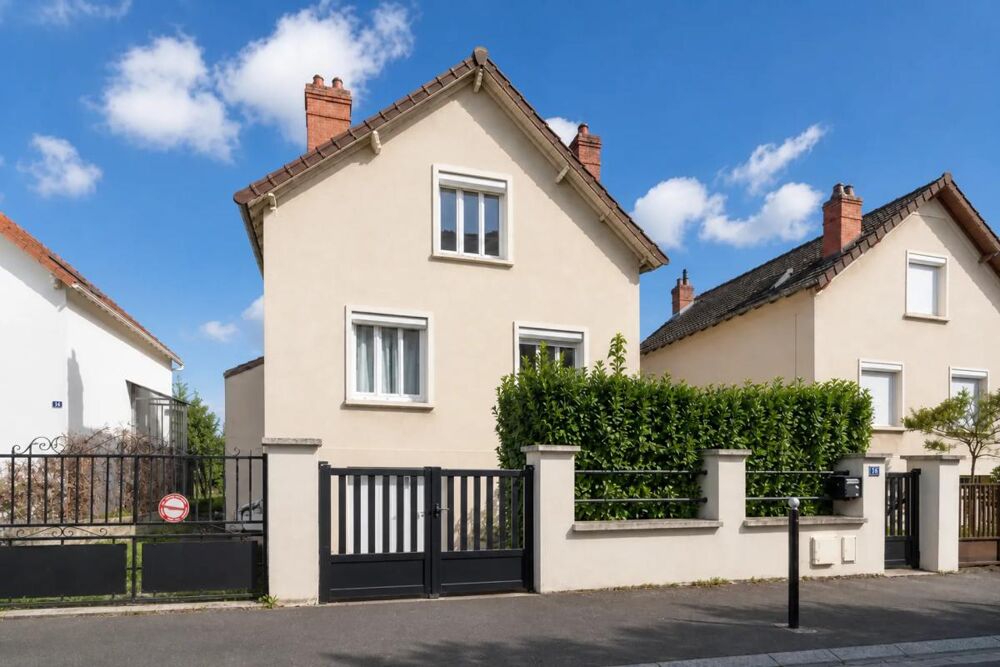 Vente Maison Maison de 5 pièces de 126 m² à Bourges Bourges